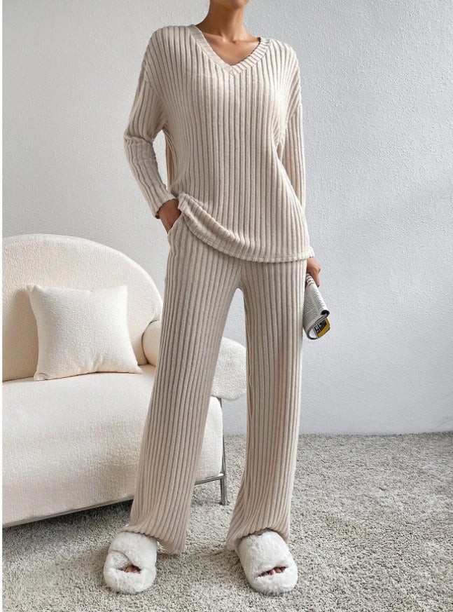 CHRISTINE - STYLISH CASHMERE OUTFIT