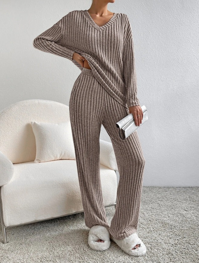 CHRISTINE - STYLISH CASHMERE OUTFIT